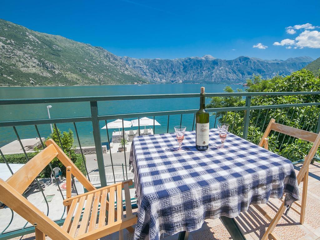 Apartments Iva Kotor Buitenkant foto