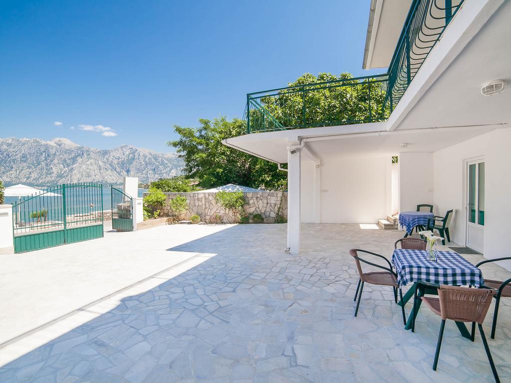 Apartments Iva Kotor Buitenkant foto