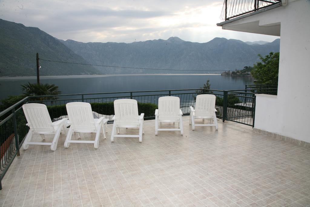 Apartments Iva Kotor Buitenkant foto